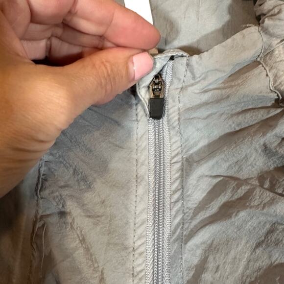 Fabletics Gray Nylon Mesh Long Sleeve Hooded Athletic Full Zip Jacket Women Sz S - Picture 4 of 8